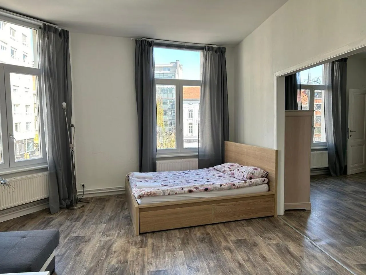 Apartment Spacious Antwerp